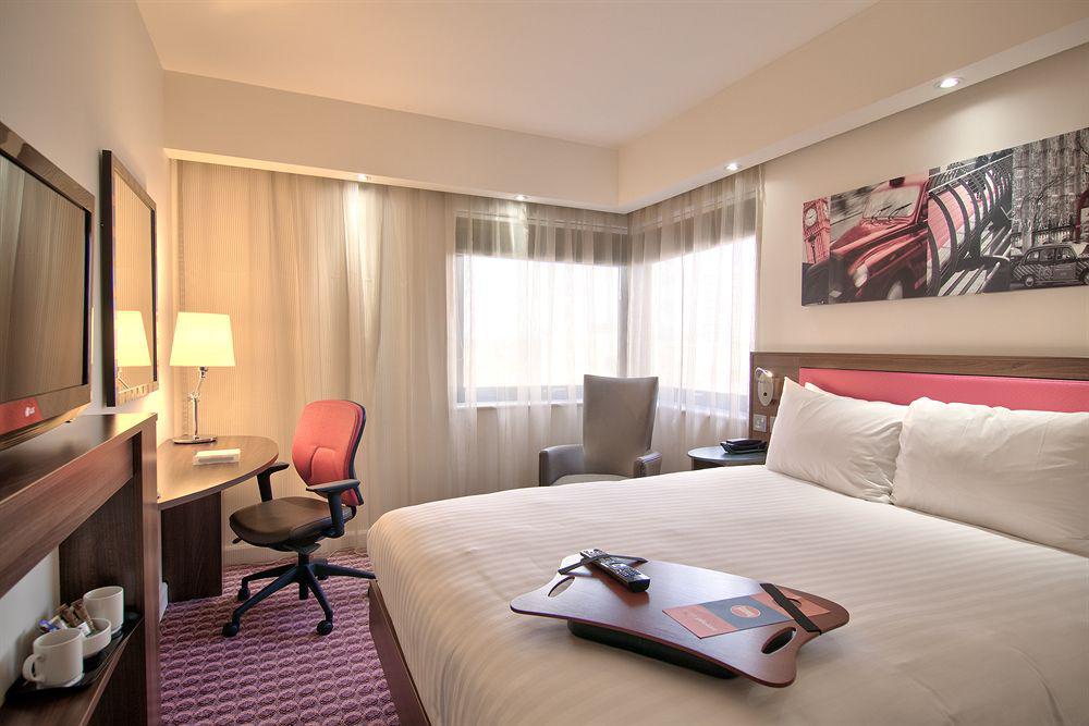 Hotel Hampton By Hilton London Croydon Exterior foto